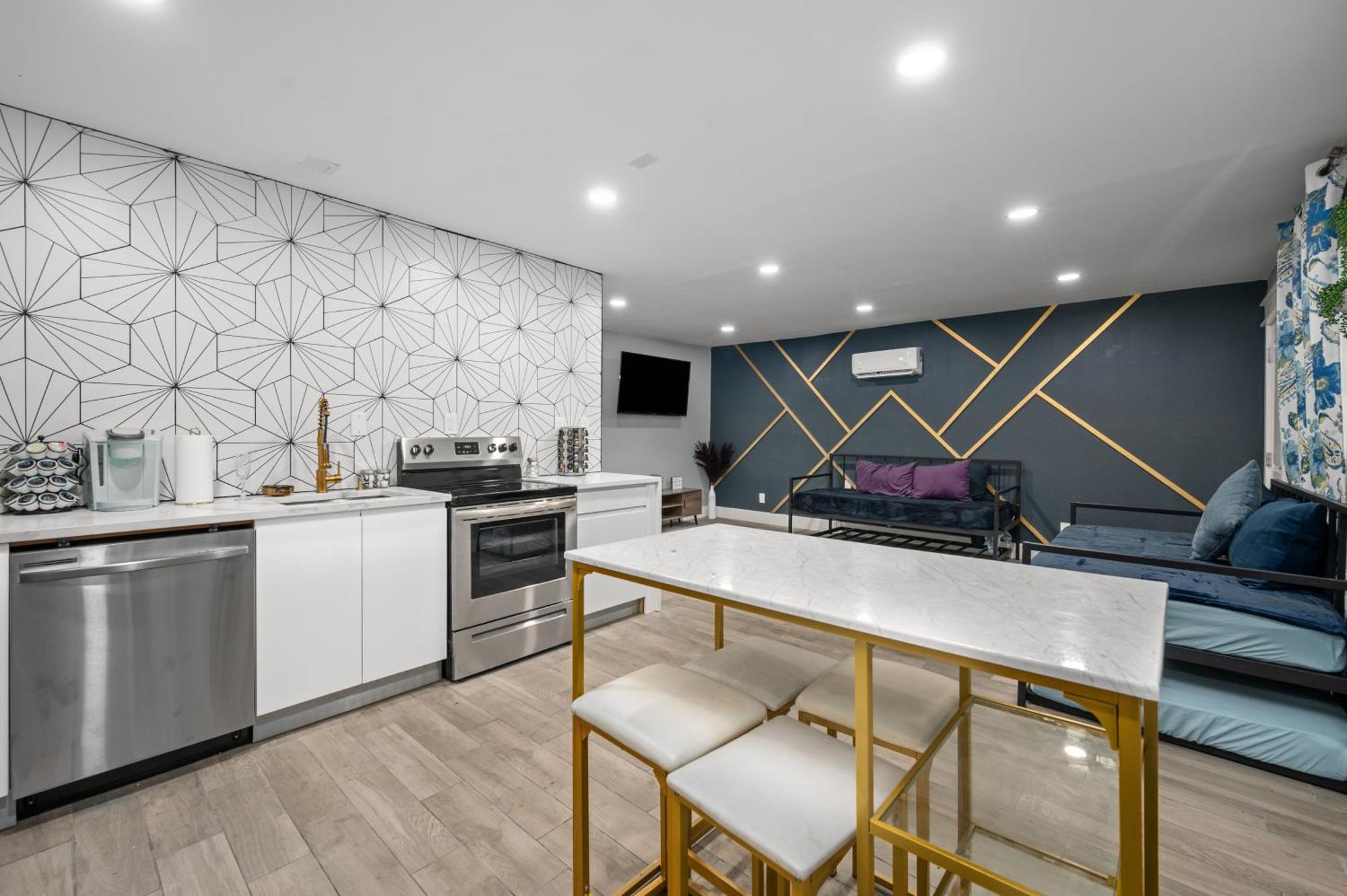Comfortable 2Br Uptown Escape With Free Park Хьюстон Экстерьер фото